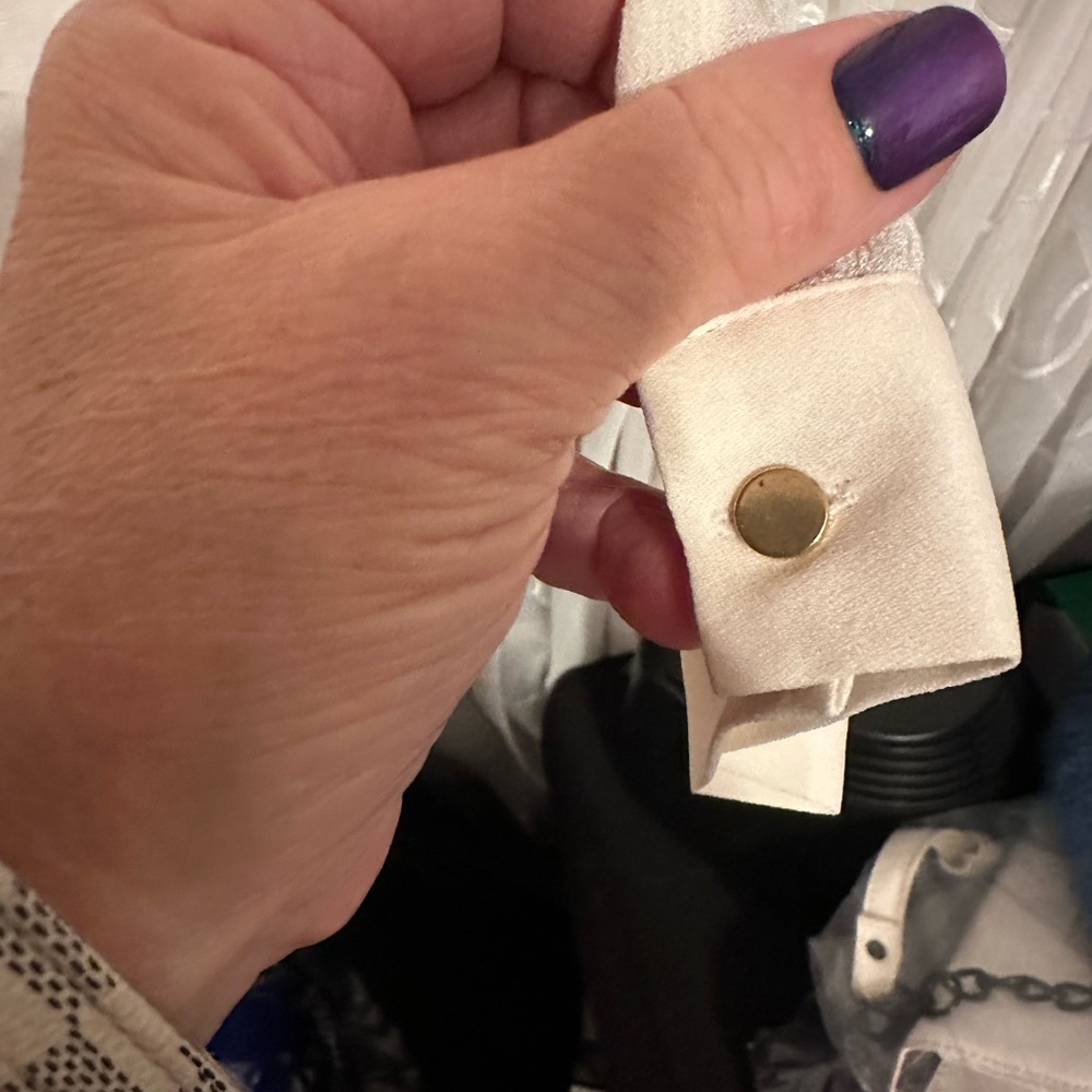 Zara Cream V-Neck Blouse - Picture 4 of 4